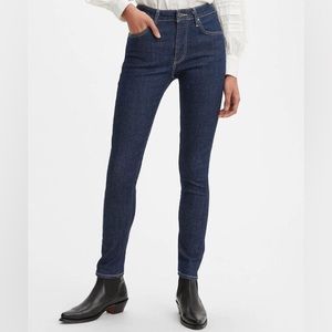 SOLD-Levi’s Made & Crafted Pins Skinny Jeans sz 28